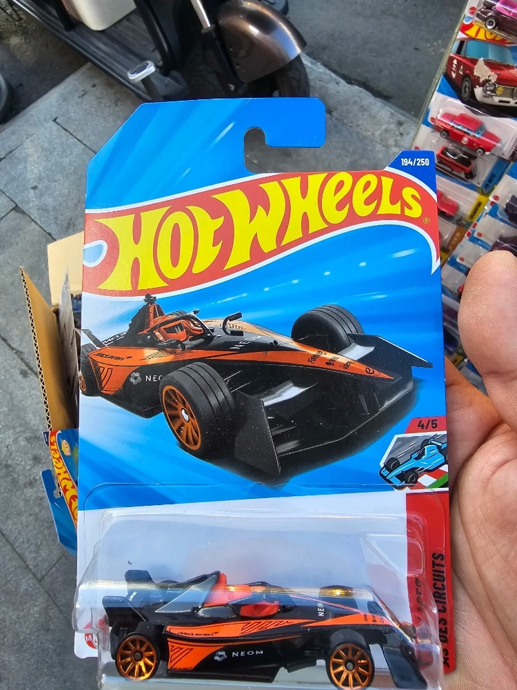 Mobil Mainan Hot Wheels 2025 N - Hot Wheels Car Mainline ulasan dan harga
